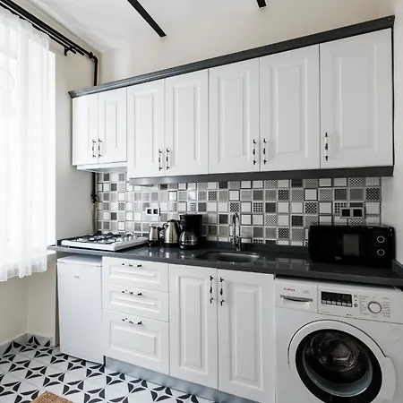 Flat 5 Min From Galata Tower Istiklal Av * İstanbul