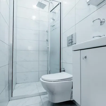 Flat 5 Min From Galata Tower Istiklal Av