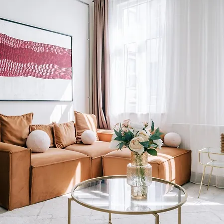 Flat 5 Min From Galata Tower Istiklal Av * Istanbul