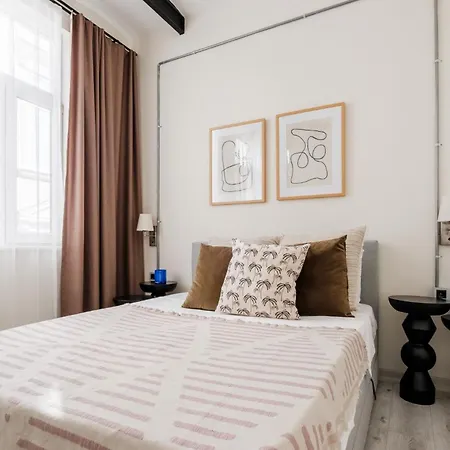 Flat 5 Min From Galata Tower Istiklal Av Apartment