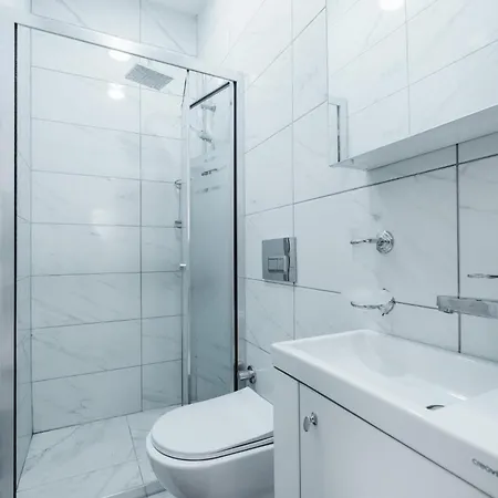 Flat 5 Min From Galata Tower Istiklal Av Apartment *