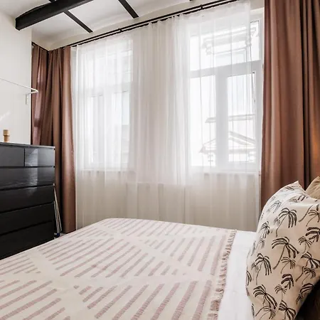 Flat 5 Min From Galata Tower Istiklal Av *