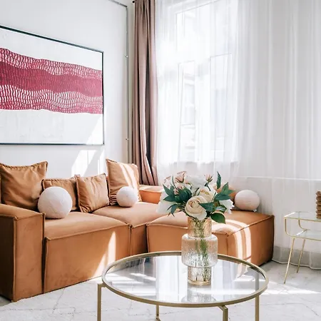 Flat 5 Min From Galata Tower Istiklal Av Istanbul